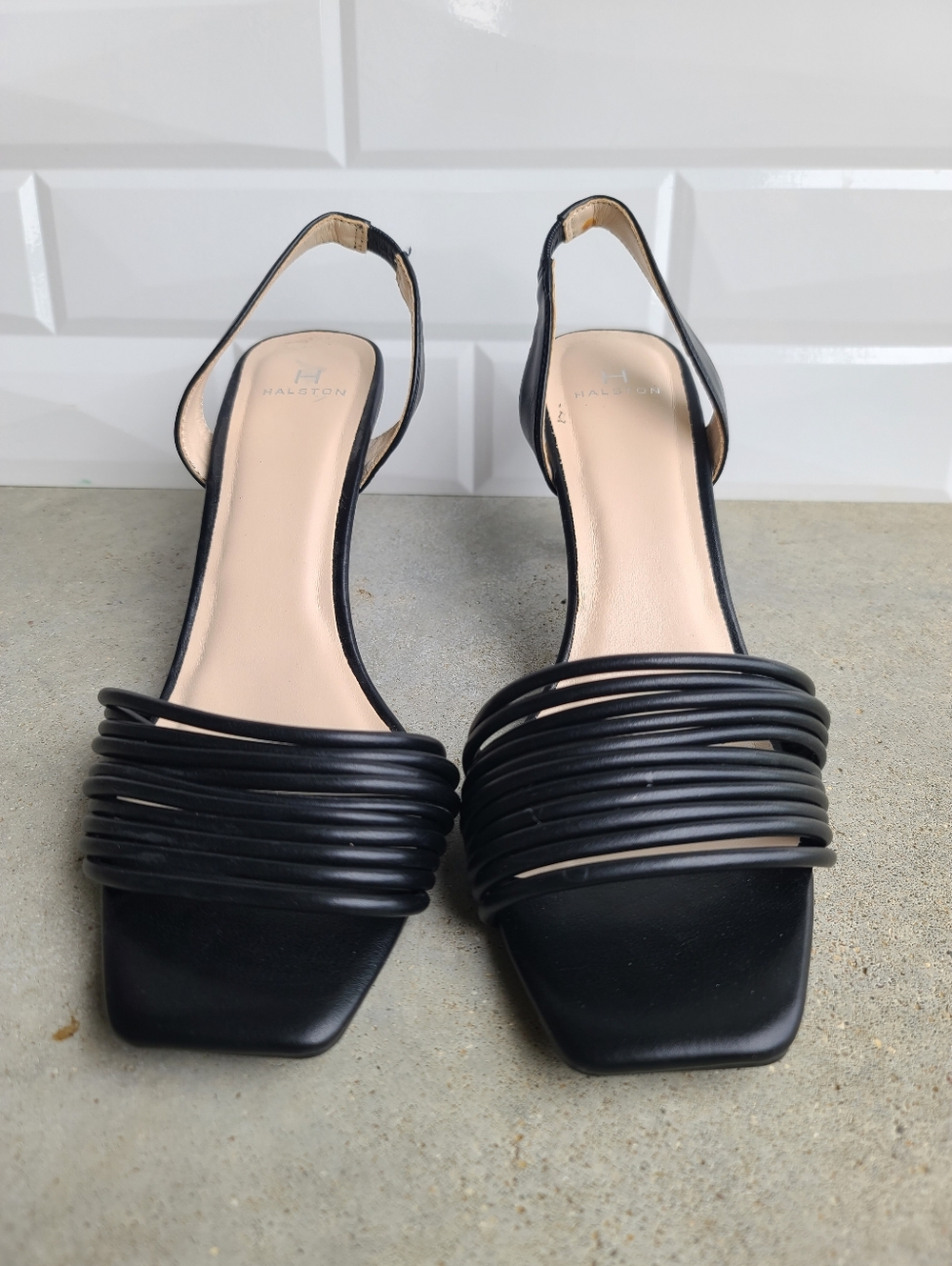 H Halston Hong Kong Black Vegan Leather Sling Back Strappy Heel Sandals 8.5 - Picture 3 of 9